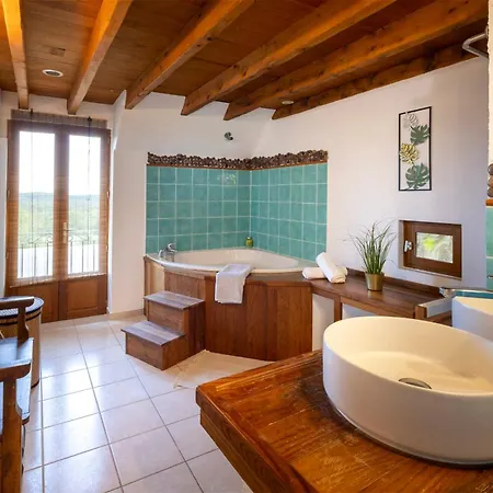 Two-villa Estate With Pool & Valley Views