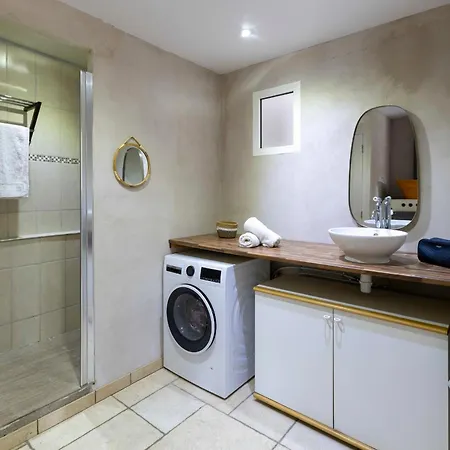 Villa Two-villa Estate With Pool & Valley Views