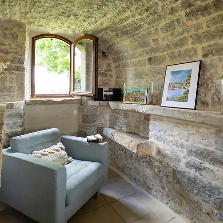 Two-villa Estate With Pool & Valley Views Villa