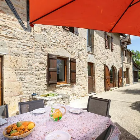 Two-villa Estate With Pool & Valley Views