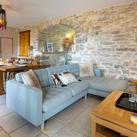 Two-villa Estate With Pool & Valley Views Villa *