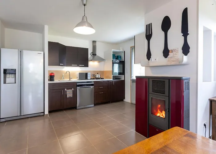 Two-villa Estate With Pool & Valley Views Salvagnac-Cajarc